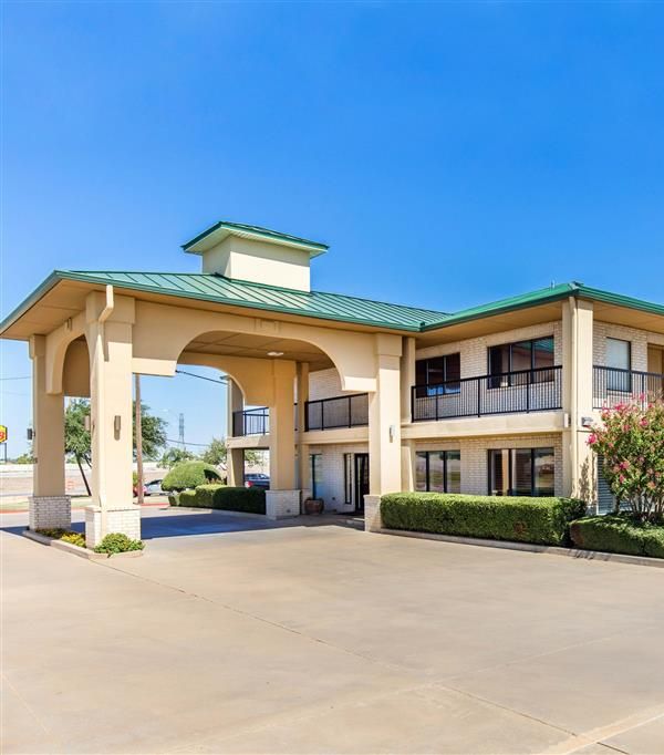 Quality Inn & Suites Abilene North - Abilene, TX
