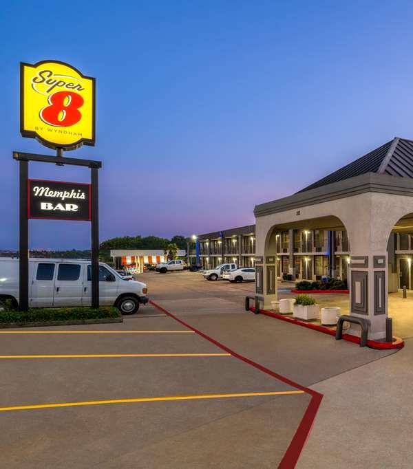Super 8 By Wyndham Longview/north - Longview, TX