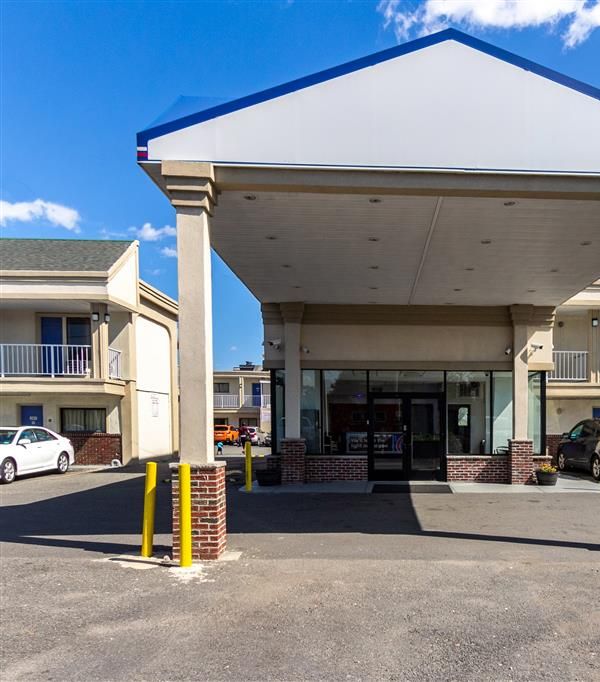 Nj Motel 6 Newark - Newark, NJ
