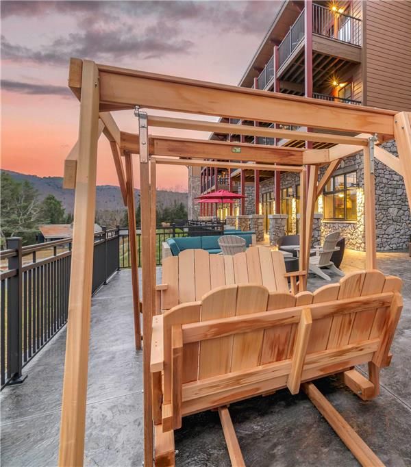 Cambria Hotel Lake Placid - Lakeside Resort - Lake Placid, NY