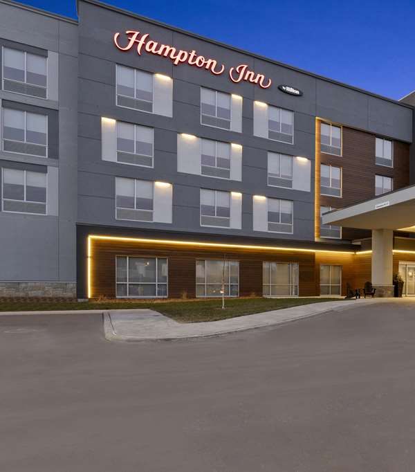 Hampton Inn By Hilton Cornwall - Cornwall