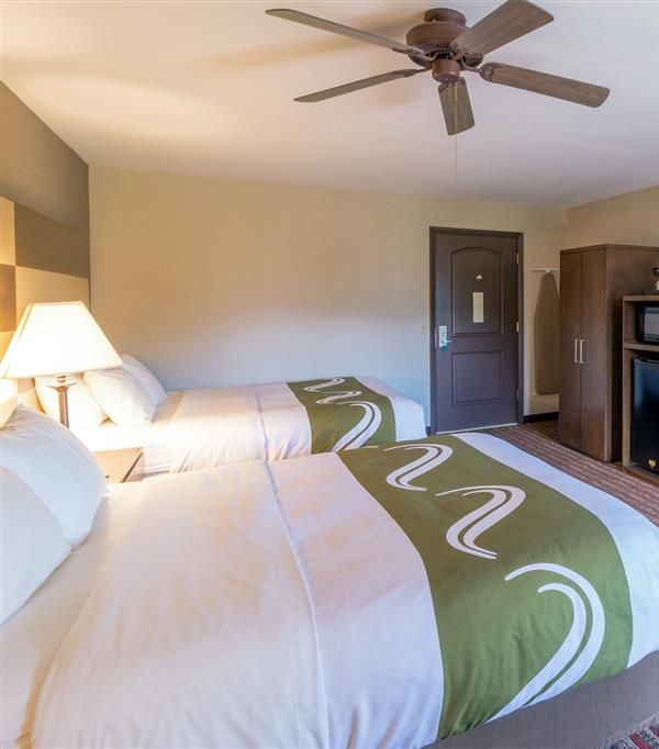 Quality Inn Near Rocky Mountain National Park - Estes Park, CO