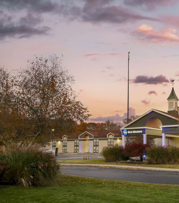 Best Western Mystic Hotel - Westerly, RI