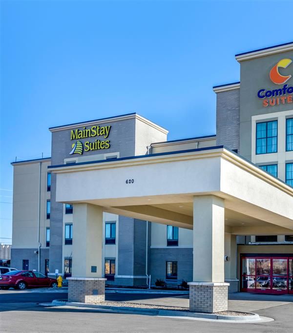 Comfort Suites Near Denver Downtown - Denver, CO