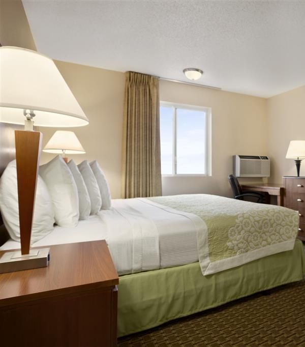 Days Inn & Suites By Wyndham Gunnison - Gunnison, CO