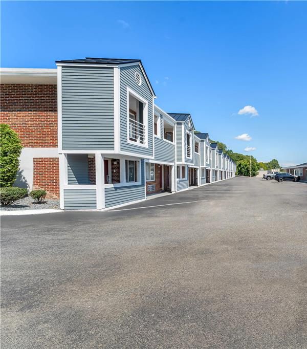 Econo Lodge Cranston - Providence - Warwick, RI