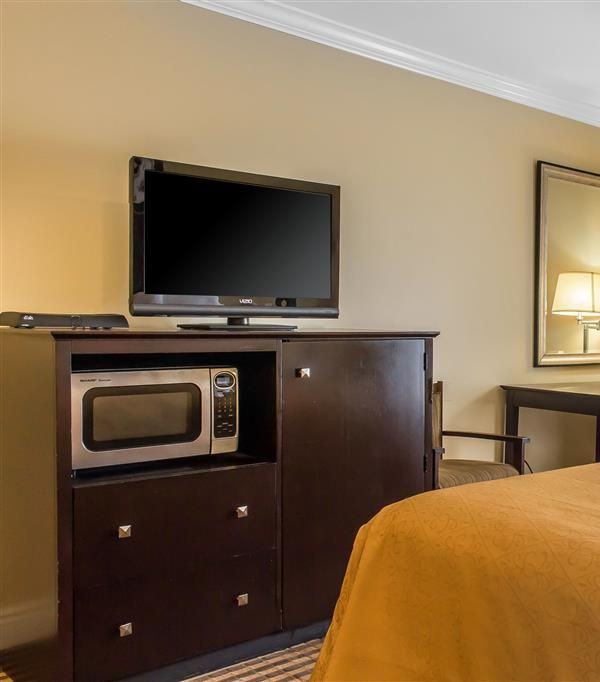 Quality Inn Near Mountain Creek - Vernon, NJ