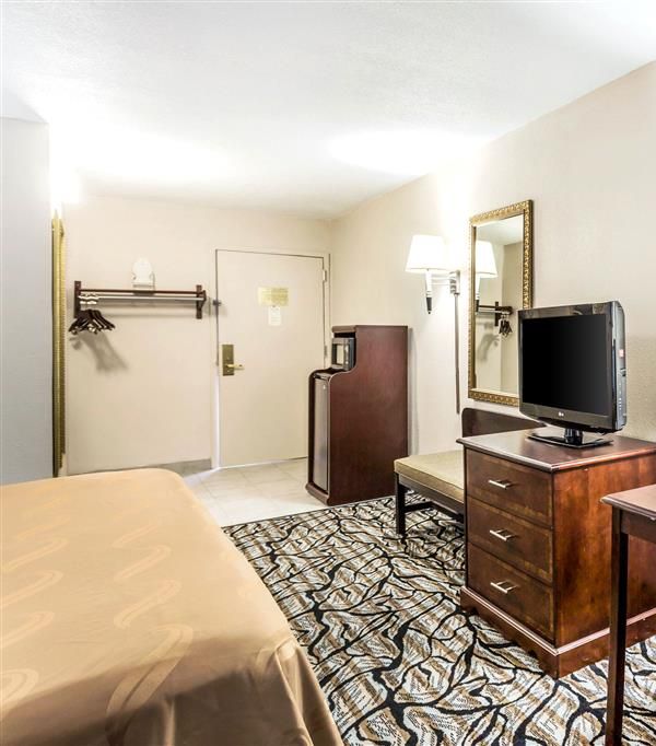 Quality Inn Fort Mill Near Carowinds Blvd. - Charlotte, NC