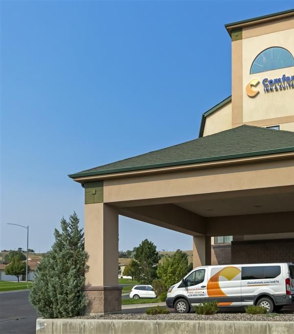 Comfort Inn & Suites Market - Airport - Great Falls, MT