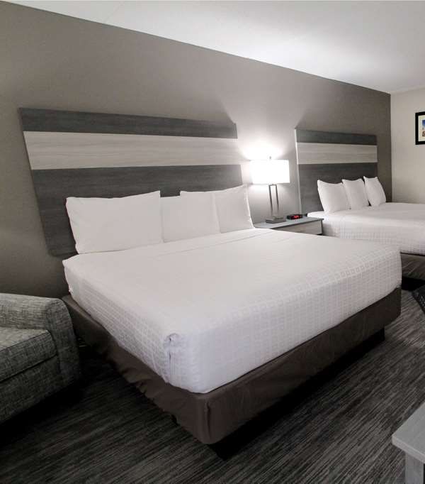 Baymont Inn & Suites By Wyndham Lafayette / Purdue Area - Lafayette, IN