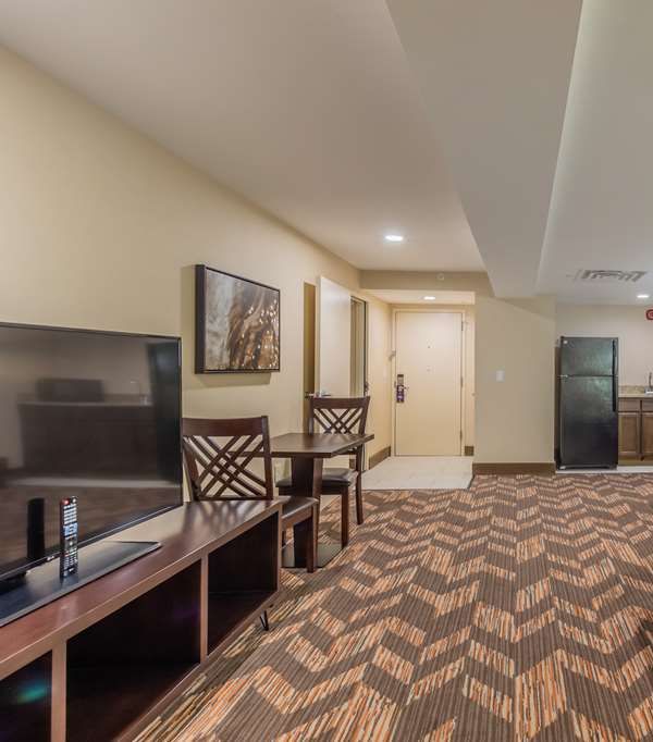 Doubletree By Hilton Lawrence - 로렌스