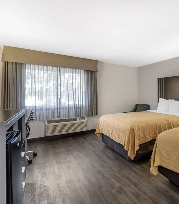 Quality Inn Burbank Airport - Burbank, CA