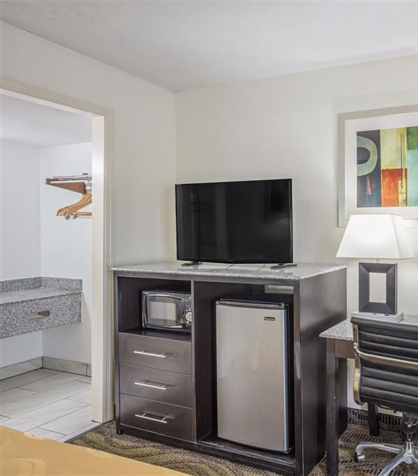 Quality Inn & Suites Conference Center - Thomasville, GA