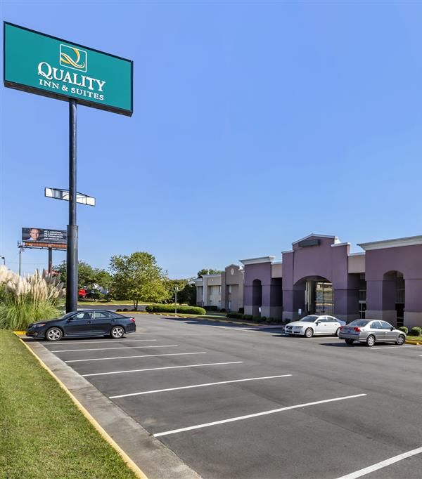 Quality Inn & Suites - Greensboro-high Point - High Point, NC