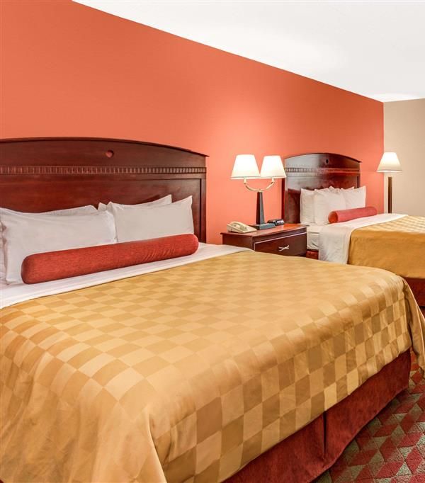 Ramada By Wyndham Murfreesboro - Murfreesboro, TN