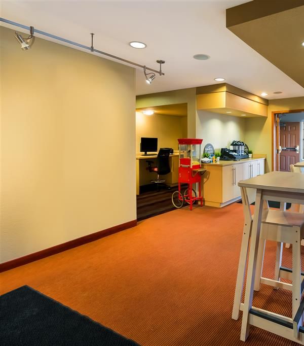 Sonesta Simply Suites Detroit Novi - Novi, MI