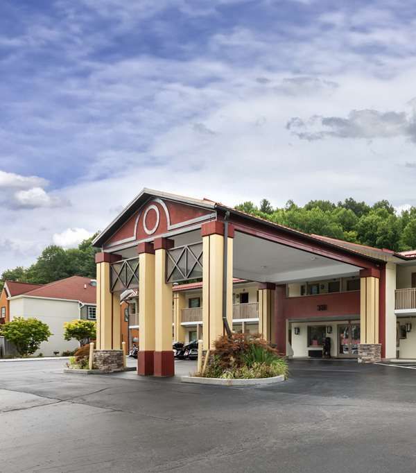 Best Western Mountainbrook Inn - Maggie Valley, NC