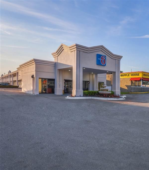 Motel 6 Jacksonville Nc - Jacksonville, NC