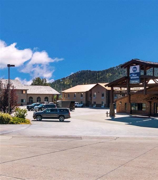 Best Western Golden Spike Inn & Suites - Hill City, SD