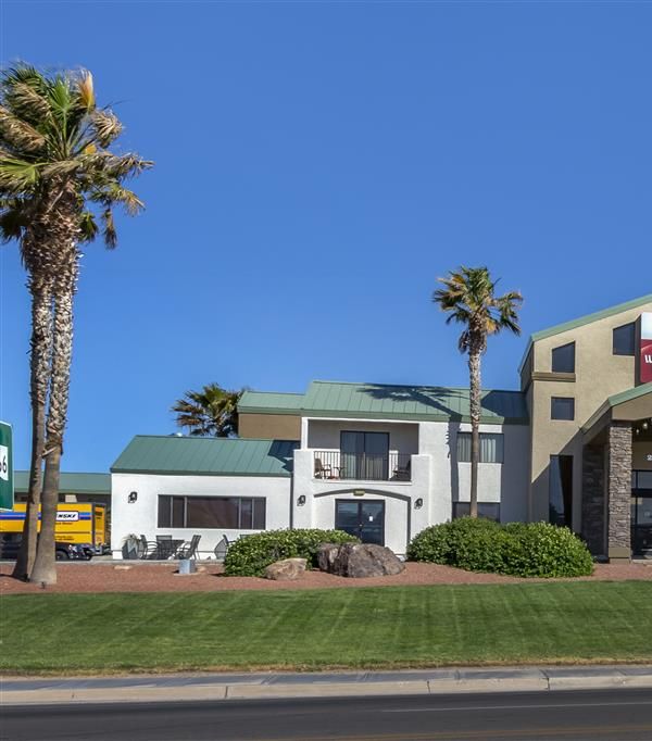 Best Western Plus King's Inn & Suites - Kingman, AZ