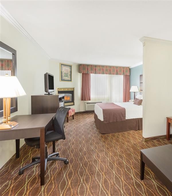 Baymont By Wyndham Helen - Helen, GA