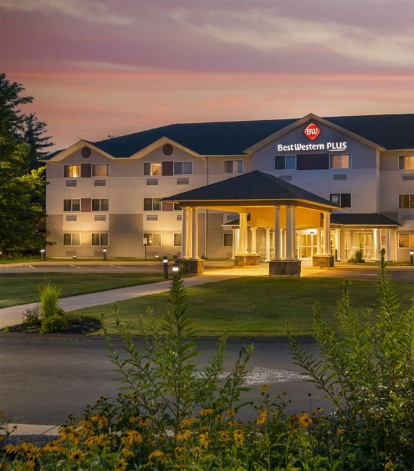 Best Western Plus Executive Court Inn & Conference Center - Manchester, NH