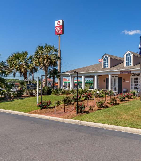 Best Western Plus Santee Inn - Santee, SC