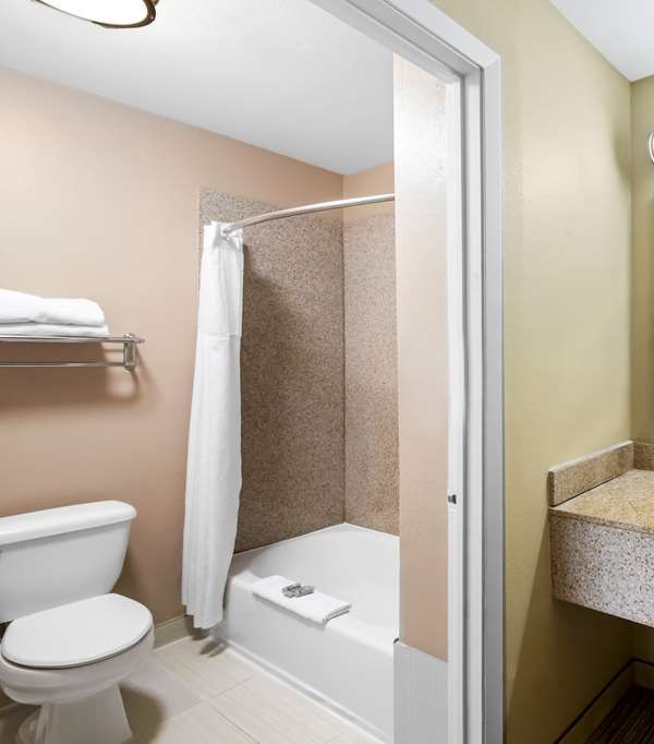Best Western Cedar Inn - Cedar Park, TX