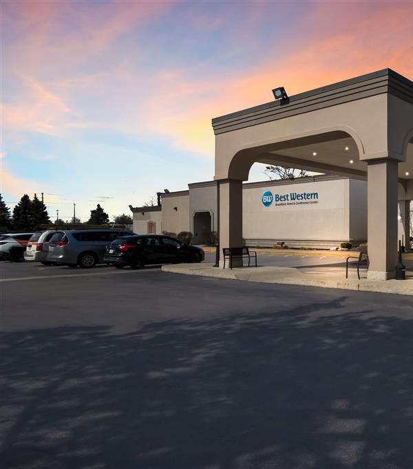 Best Western Brantford Hotel And Conference Centre - 브랜트퍼드