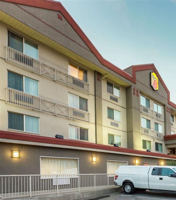 Super 8 By Wyndham Abbotsford Bc - Abbotsford