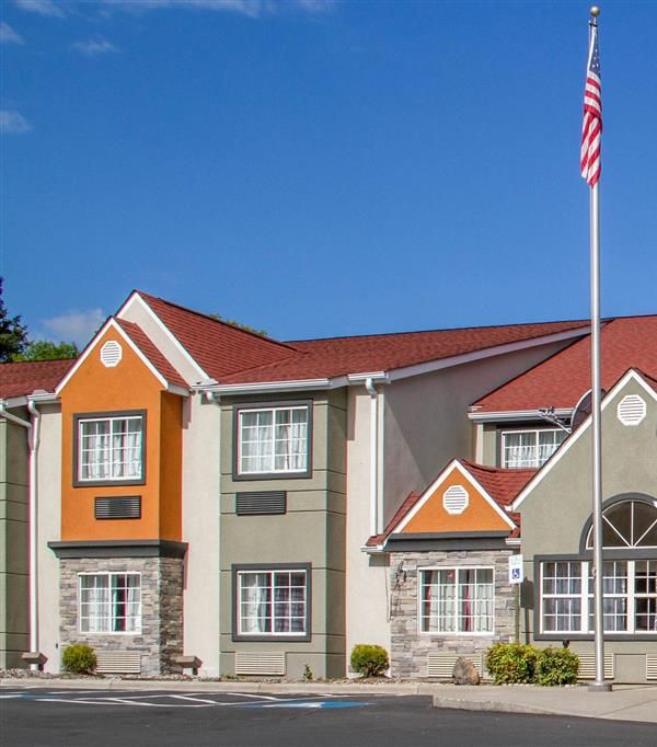 Quality Inn & Suites Maggie Valley - Cherokee Area - Maggie Valley, NC