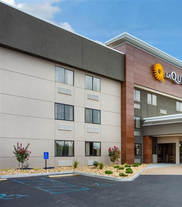 La Quinta Inn & Suites By Wyndham Roanoke Salem - Roanoke, VA