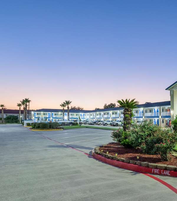 Days Inn By Wyndham Baytown Garth Road I10 East - 베이타운