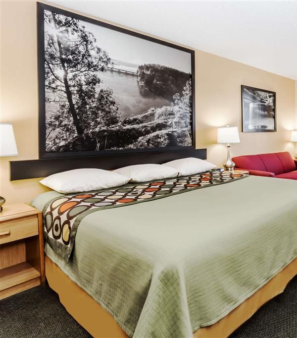Super 8 By Wyndham Ottawa Starved Rock - Ottawa, IL