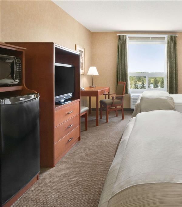 Days Inn & Suites By Wyndham Cochrane - Cochrane
