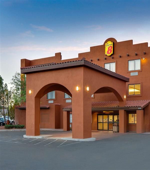 Super 8 By Wyndham Page/lake Powell - Page, AZ