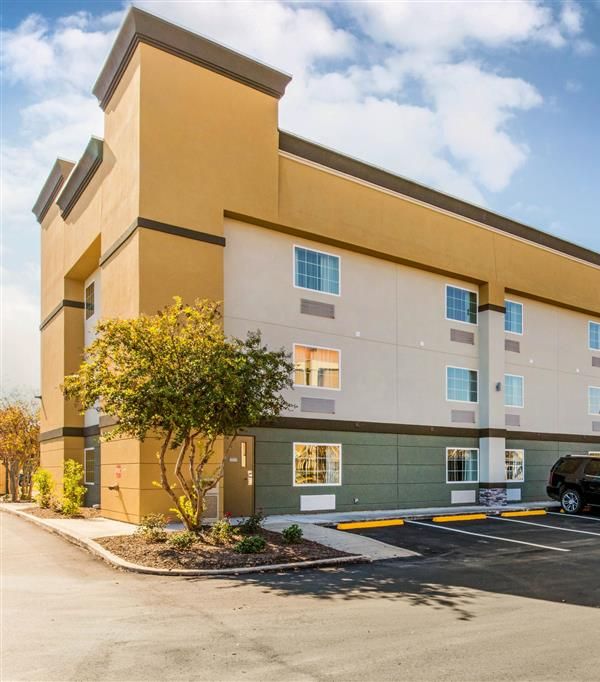 Comfort Inn Memphis Airport West - Memphis, TN