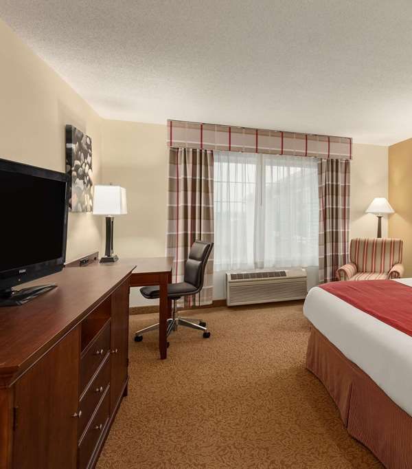 Country Inn & Suites By Radisson Ames Ia - Ames, IA