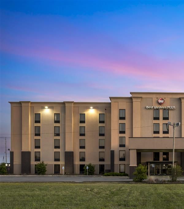 Best Western Plus Jonesboro Inn & Suites - Jonesboro, AR