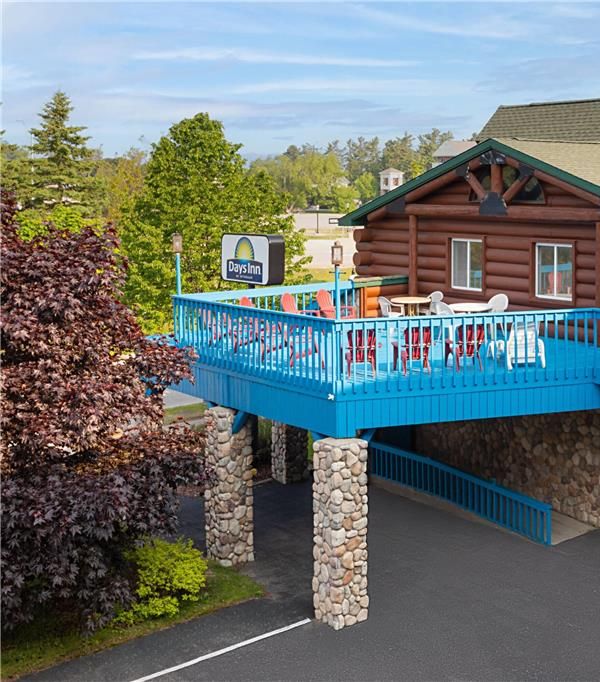 Days Inn By Wyndham Mackinaw City/bridgeview Area - St. Ignace, MI