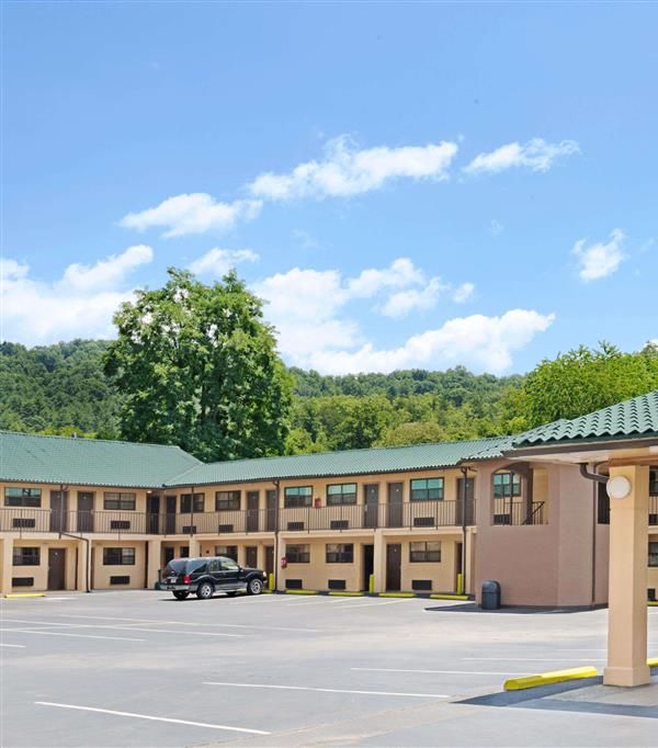 Days Inn By Wyndham Cherokee Near Casino - Cherokee