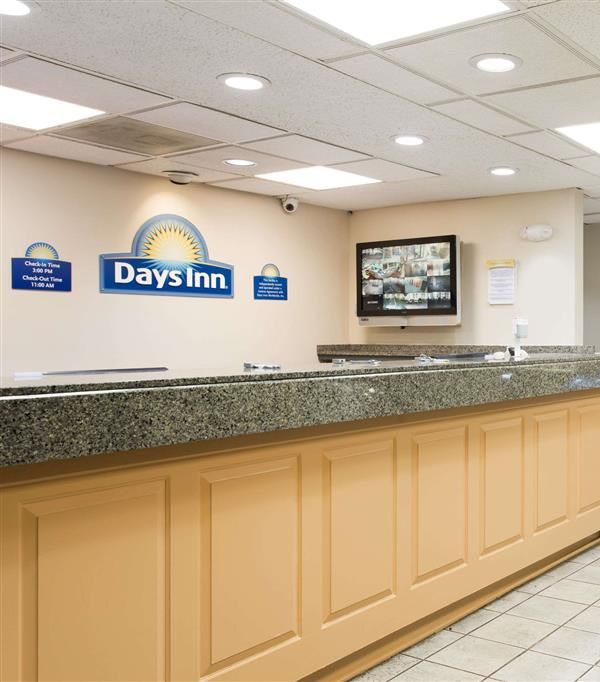 Days Inn By Wyndham Norfolk Airport - 노퍽