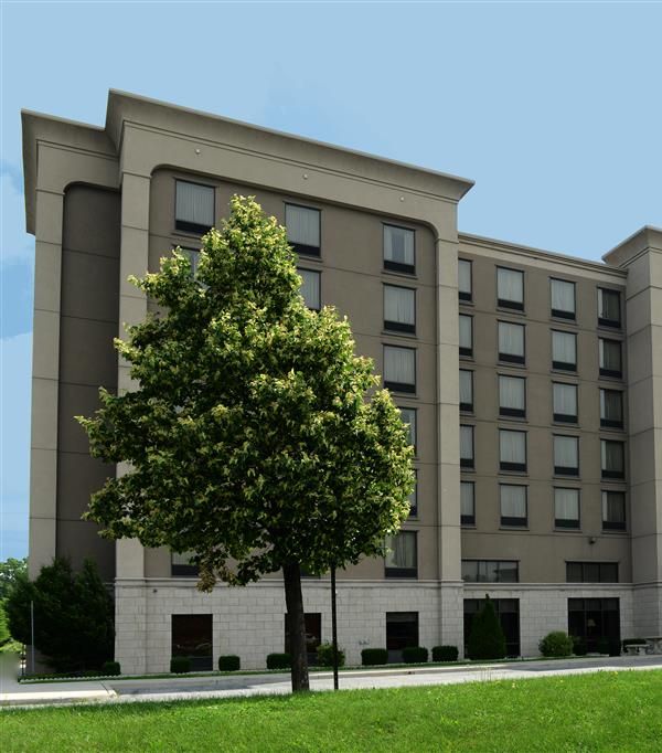 Hampton Inn And Suites By Hilton Windsor - Windsor