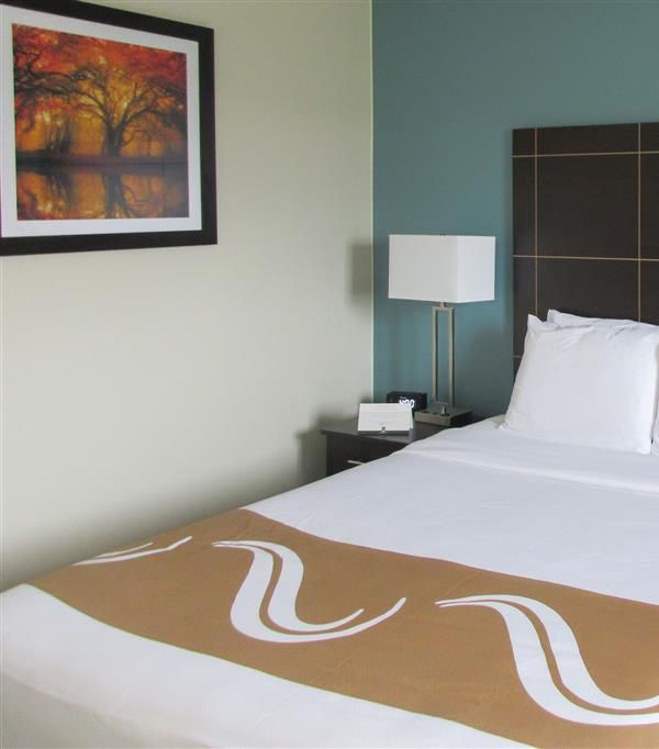 Quality Inn Mount Pleasant - Mount Pleasant, MI