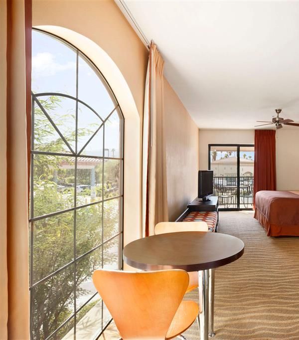 Super 8 By Wyndham Indio - La Quinta, CA