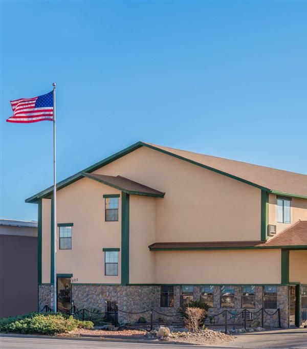 Super 8 By Wyndham Cortez/mesa Verde Area - Dolores, CO