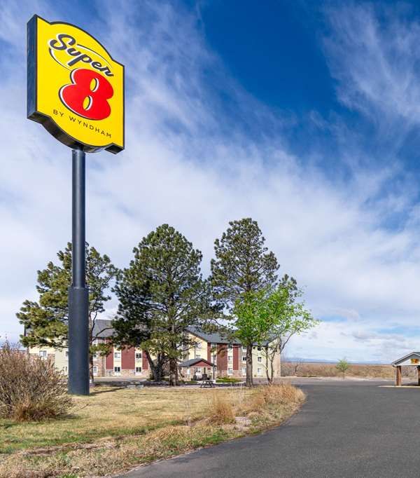 Super 8 By Wyndham Cheyenne Wy - Cheyenne, WY