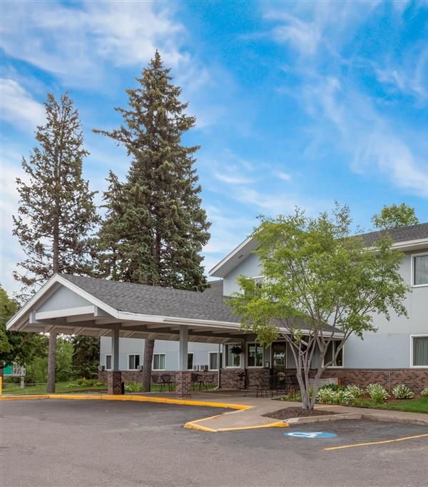 Super 8 By Wyndham Duluth - Duluth, MN