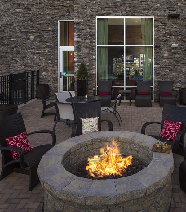 Hampton Inn & Suites Asheville Biltmore Village - Asheville, NC