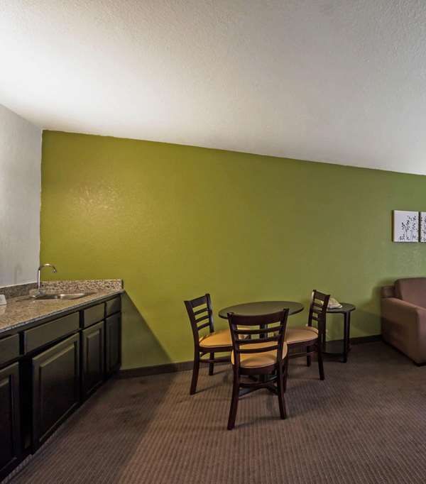 Sleep Inn And Suites Central I-44 - Tulsa, OK